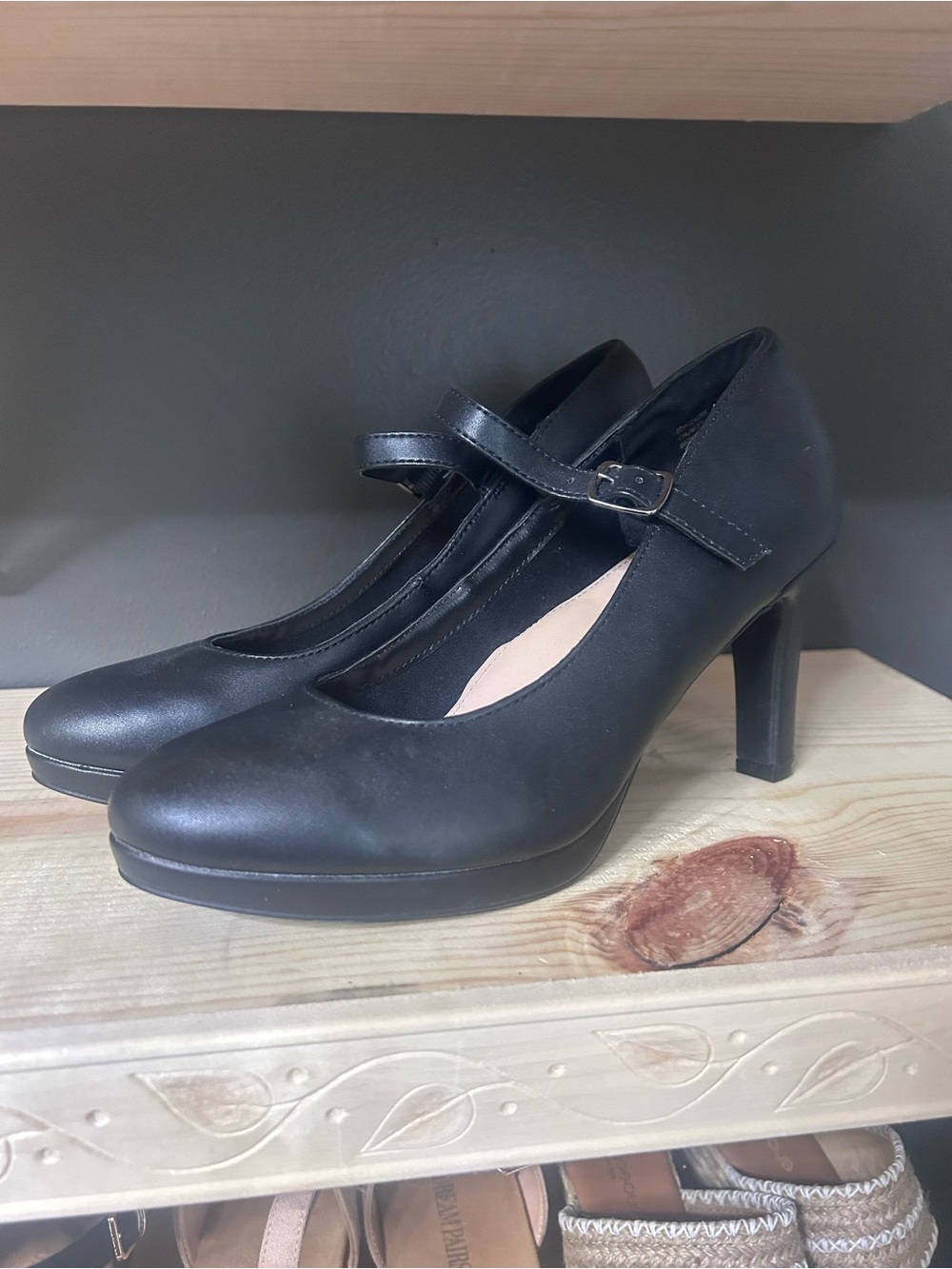 Dream Pairs Black Mary Jane Platform Heels